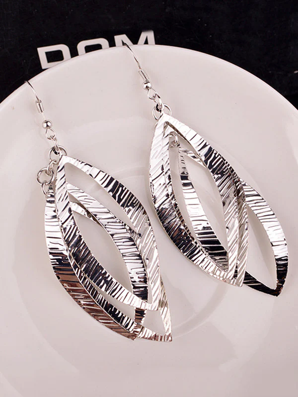 Vintage Irregular Geometry Earrings - Image 2