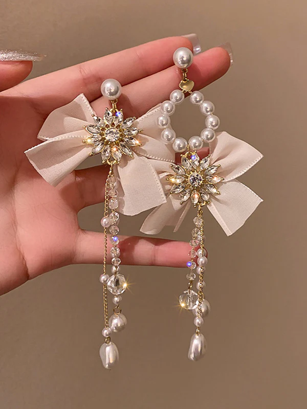 Vintage Rhinestone Bow-Embellished Tasseled Earrings Accessories - Image 3