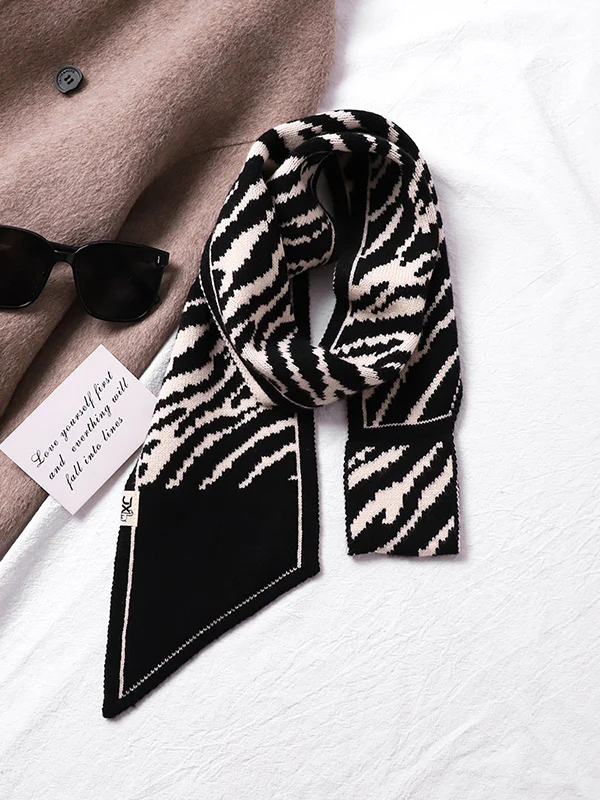Zebra-Stripe Scarf - Image 2