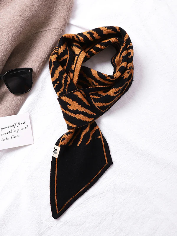 Zebra-Stripe Scarf - Image 4